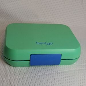 Bentgo Green and Blue Lunch Box